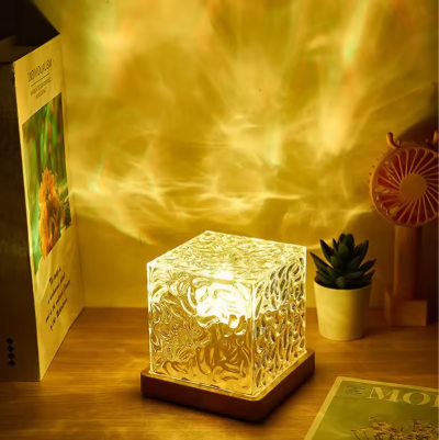 LAMPE CUBIQUE TACTILE - DECOREZ, ILLUMINEZ, EMBELLISSEZ